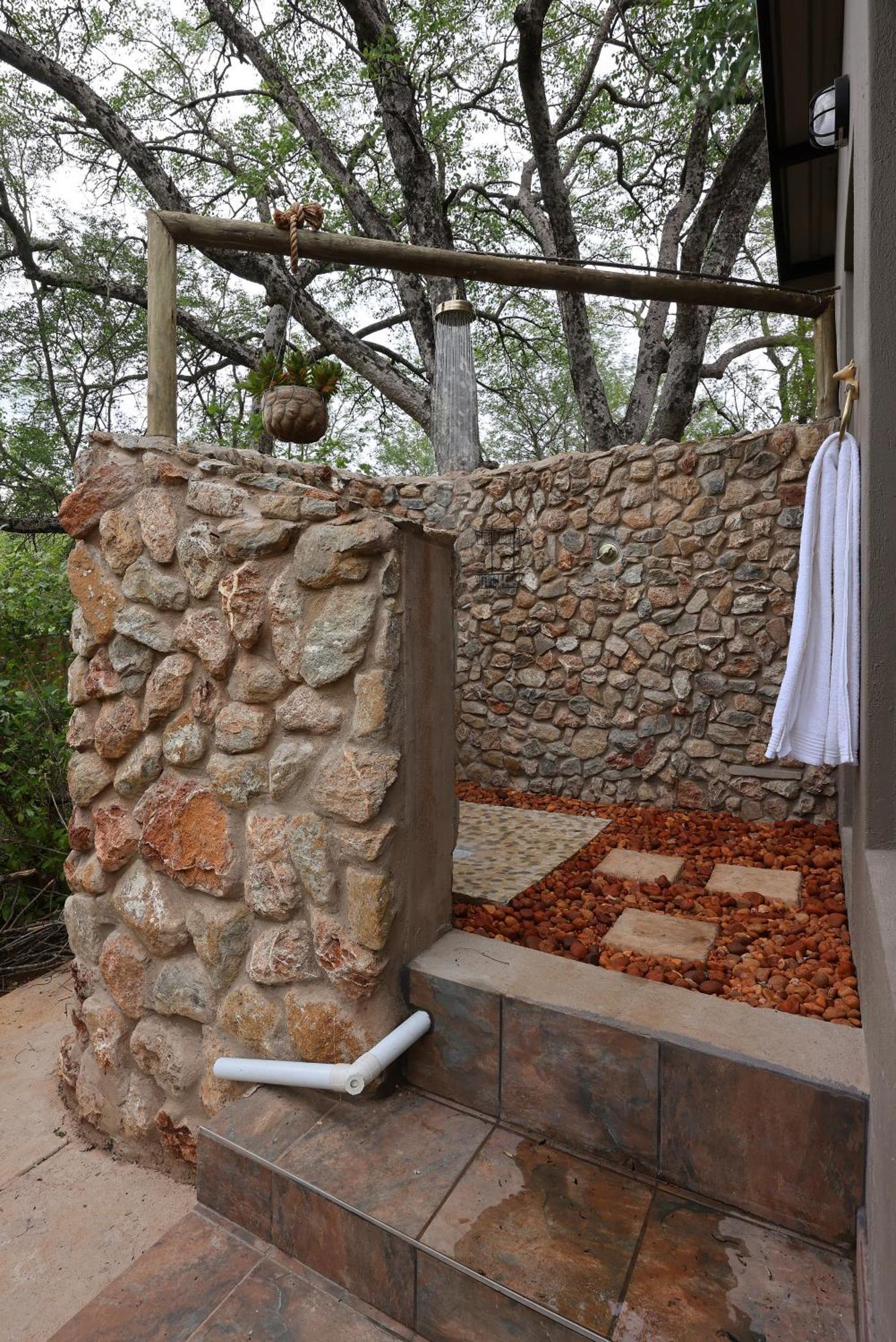 Grace Of Africa, Couples 5 Star Nature Lodge Marloth Park Exteriör bild